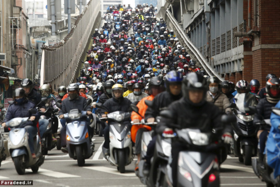 ترافیک عجیب موتورسواران در صبح تایپه تایوان 