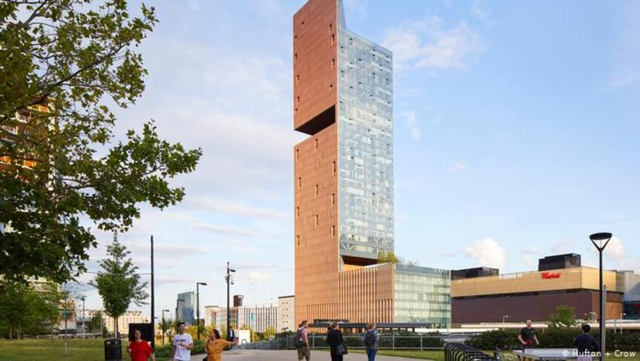 فینالیست مسکونی: برج ۱۴۲ متری