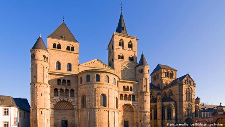 قدیمی‌ترین کلیسای جامع آلمان در شهر تریر در قرن نهم