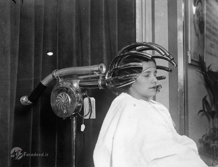 1932