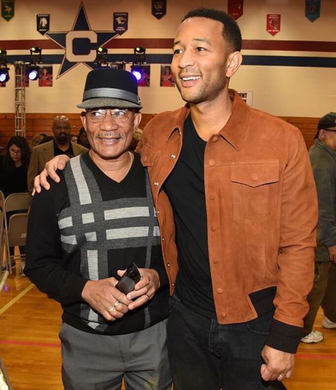 ۱۳. جان لجند و رونالد استفنز 