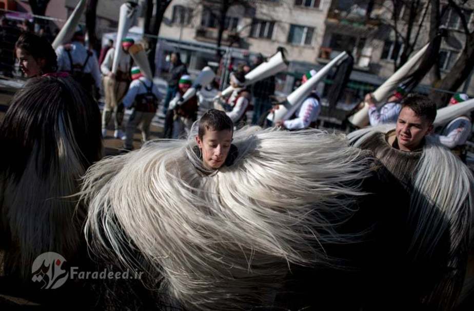 مسابقات رقص سنتی مردان در بلغارستان