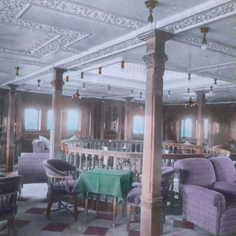 سالن استراحت کلاس درجه یک 