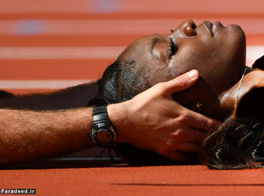 ورزشکار پس از سقوط در مسابقه پرش از روی مانع؛ لندن