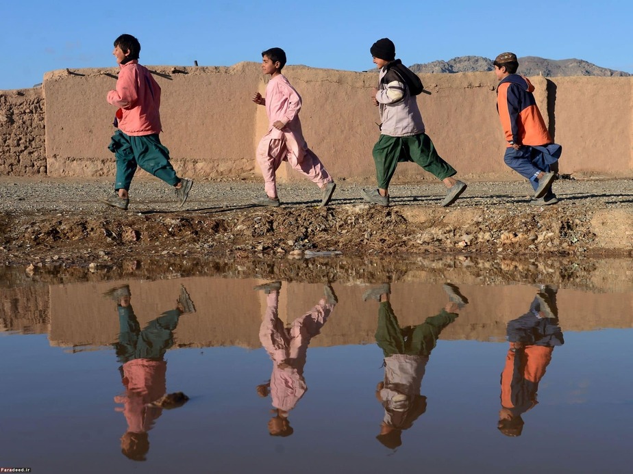 کودکان افغانی در حومه هرات