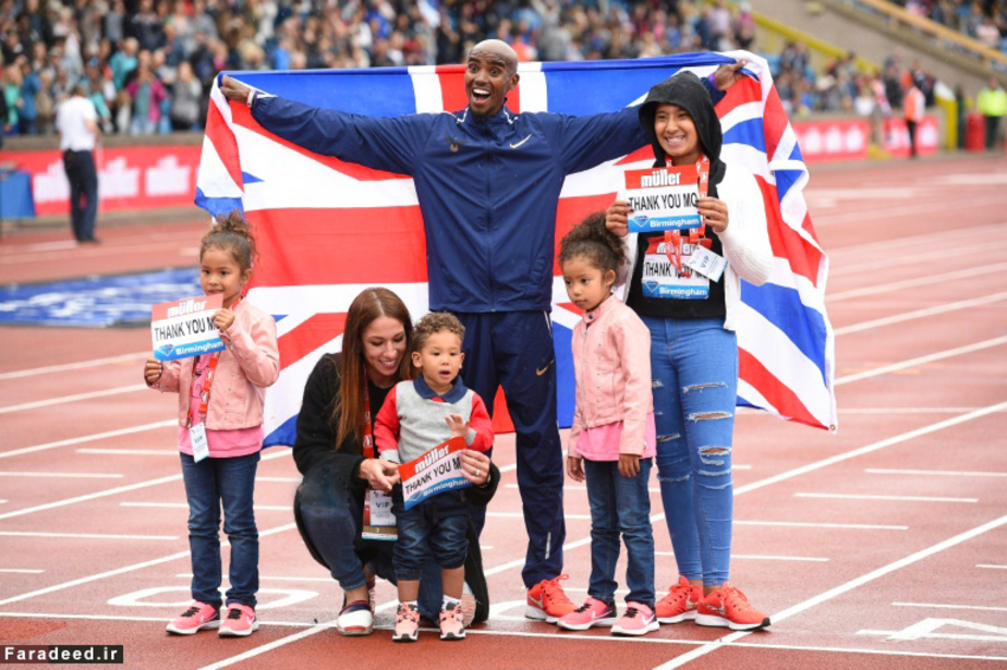 خانواده دونده پیروز در مسابقه 3000 متر مردان در بیرمنگام