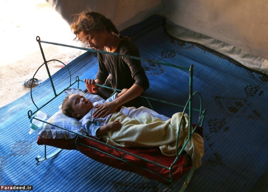 کودکان سوری در اردوگاه آوارگان در مرز سوریه و ترکیه