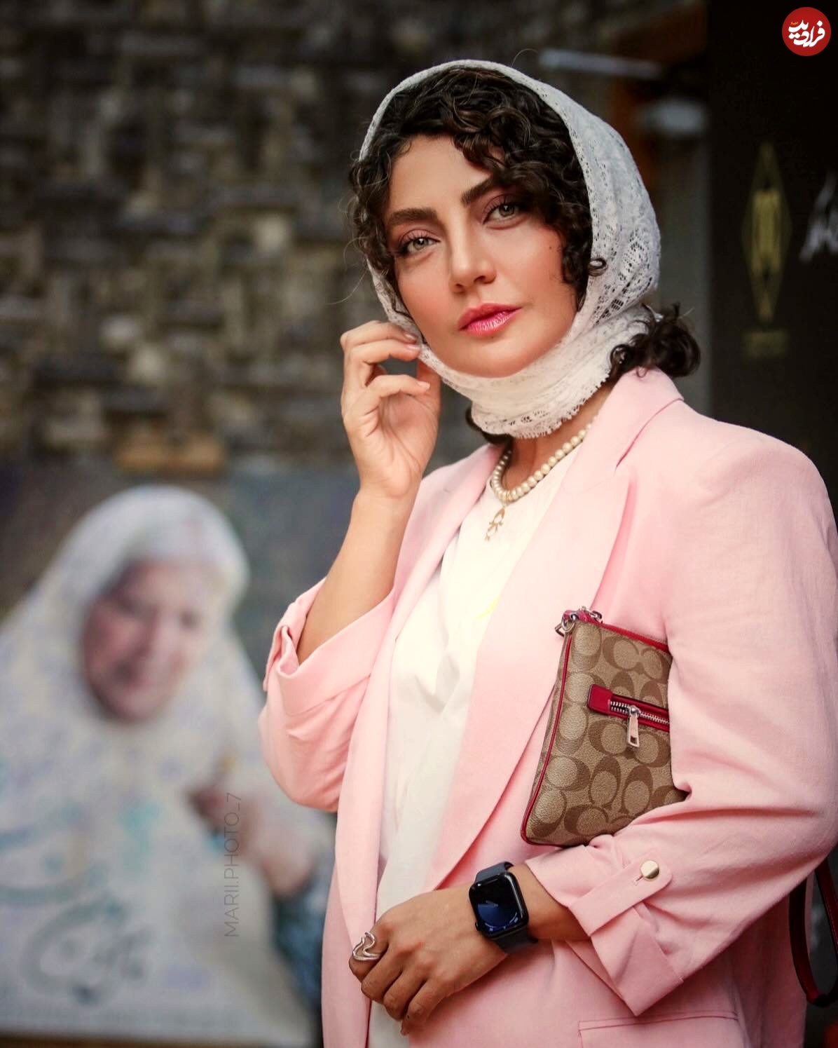 helennaghiloo_1757763629_3720713453469296913_3085074027