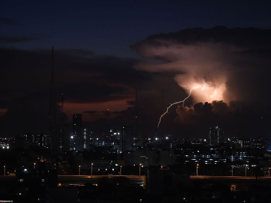رعد و برق در بانکوک