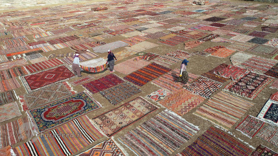 فرش‌های دستباف رنگی در ترکیه
