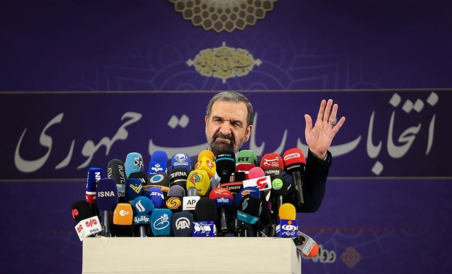 محسن رضایی در آخرین روز ثبت نام انتخابات سیزدهمین دوره ریاست جمهوری. عکس: برنا، سید علی صالح